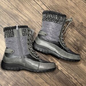 PROPET Winter Boot. Lavender Gray. Lace up. Propet Delaney Frost
